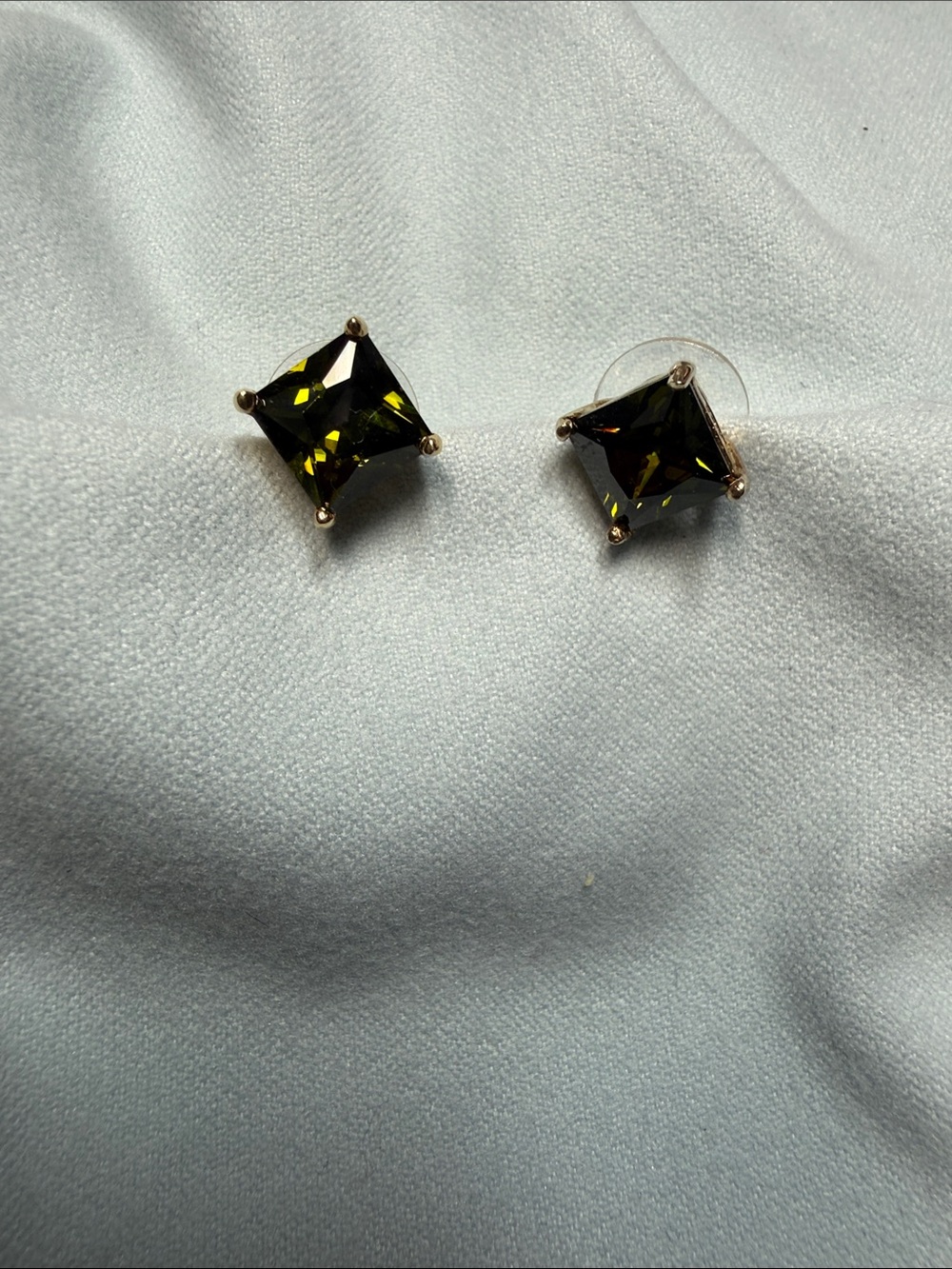 Robert Seemann Olive Green Square Stud Earrings 925 gold tone